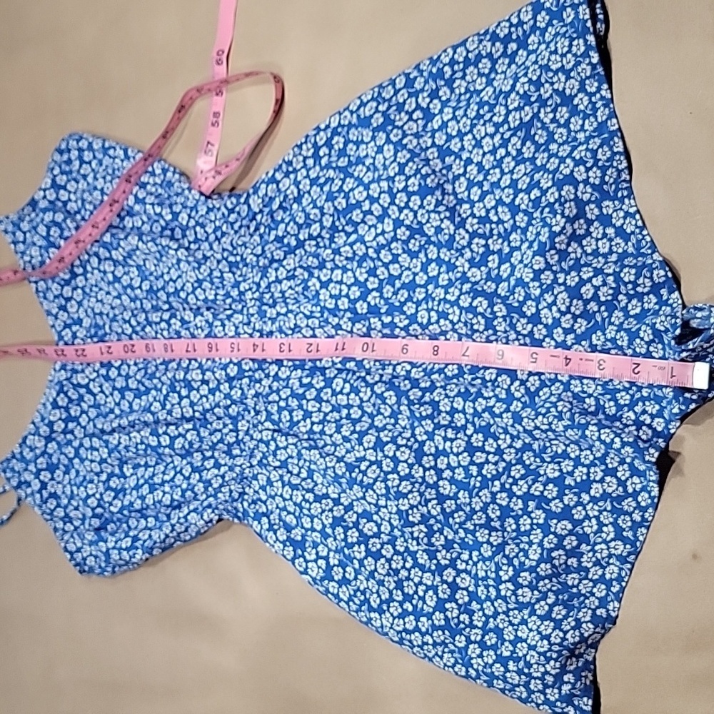 H&M DIvided Size M Blue White Floral Halter Top Shorts Romper, Exc. Used Cond. - Picture 10 of 13